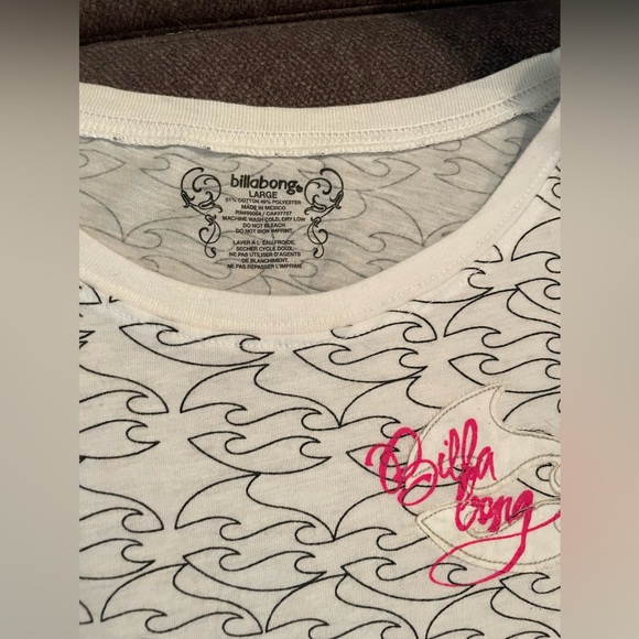 Billabong - Picture 2 of 3